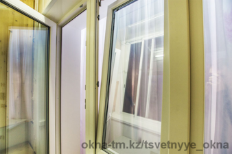 Остекление лоджий &mdash; Цветные окна